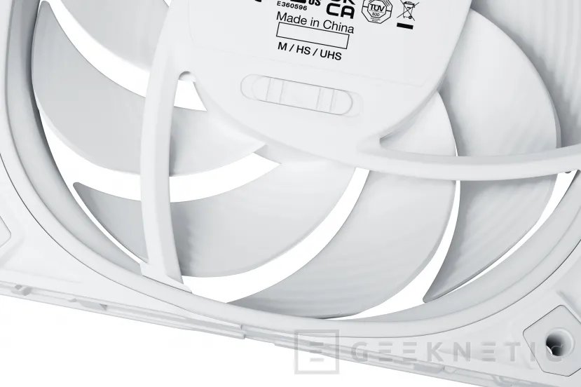 Geeknetic Be Quiet has launched the Silent Wings 4 and Silent Wings Pro 4 fans in white 2